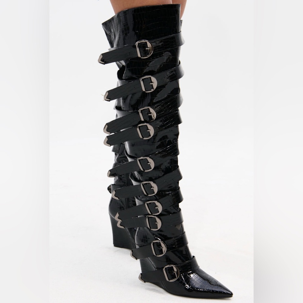NWT Azalea Wang Black Strappy Women's Boots 10 - Picture 3 of 10